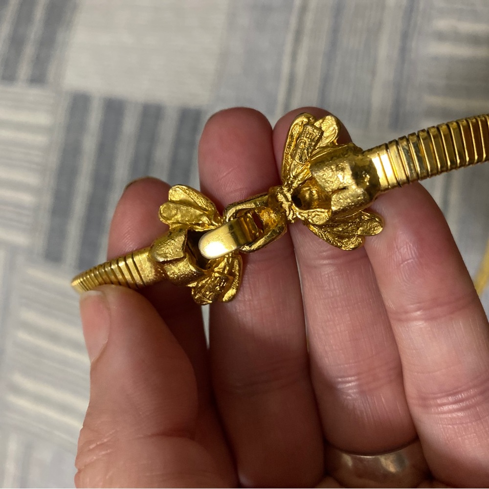 Gold stretchy bee 🐝 belt womens accessory S/M - Picture 2 of 3